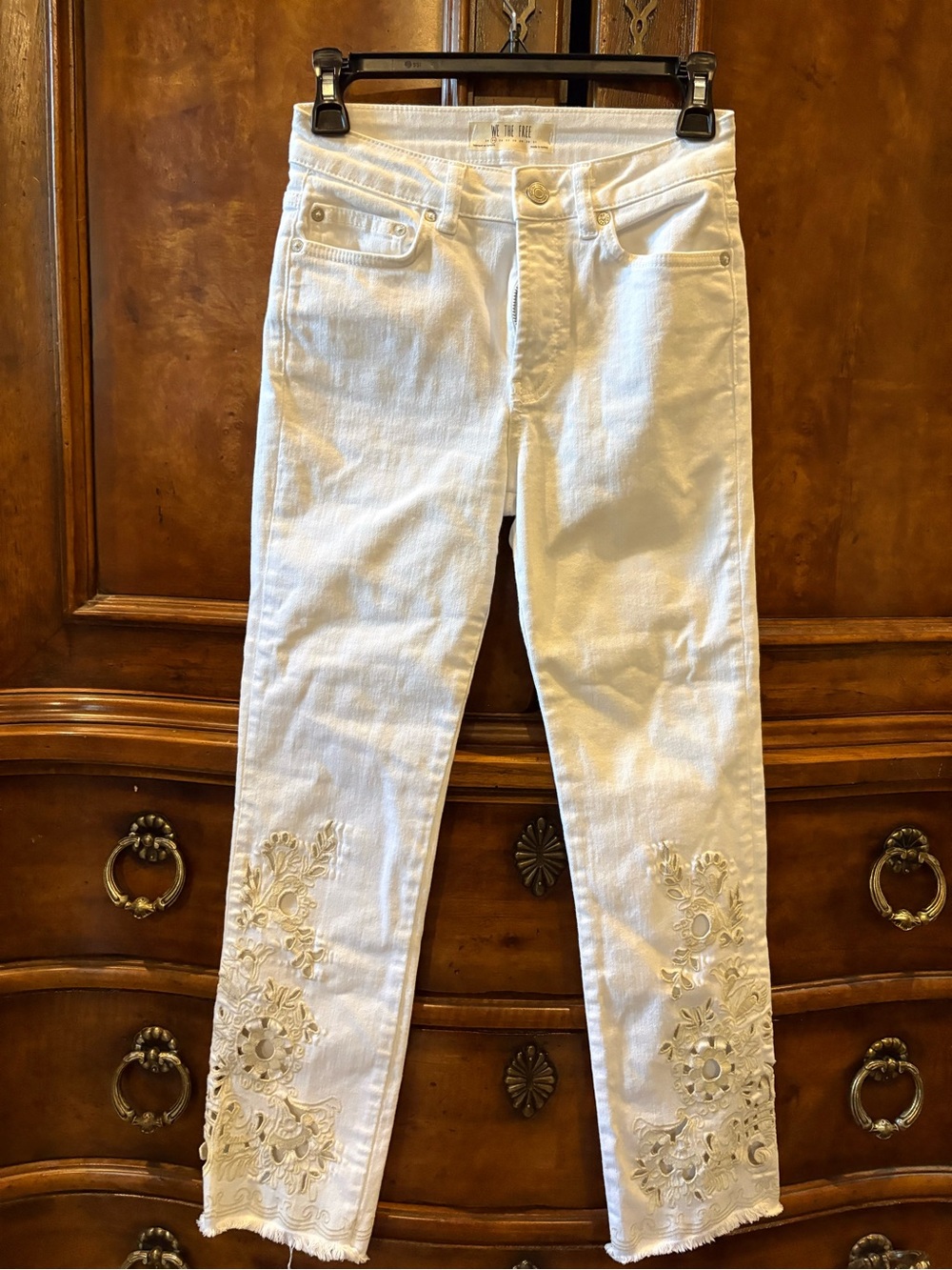 We The Free White Embroidered Skinny Ankle Jeans